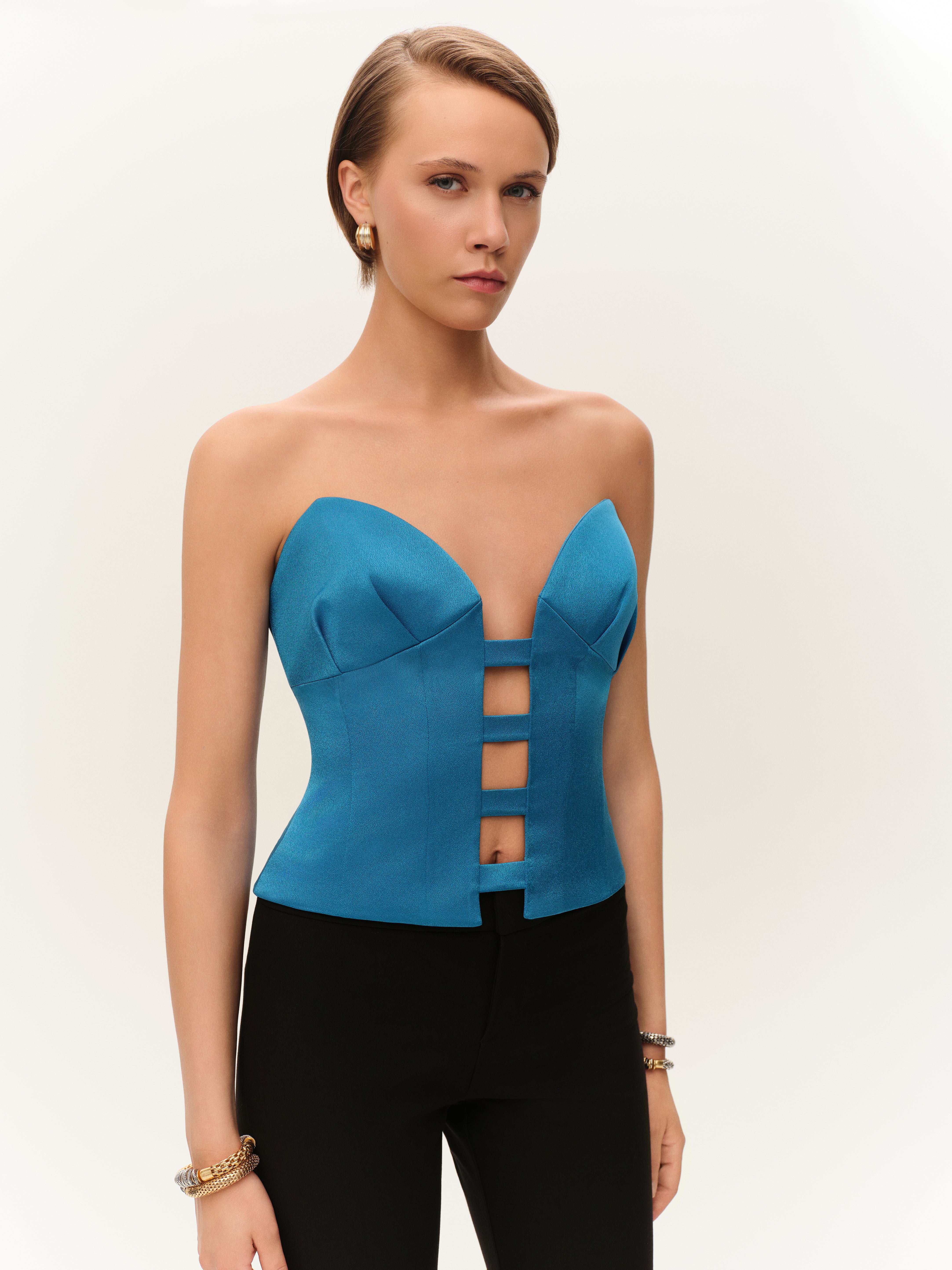 Saks Mavisi Straplez Saten Korse görünüm 3 - Fe Silhouette